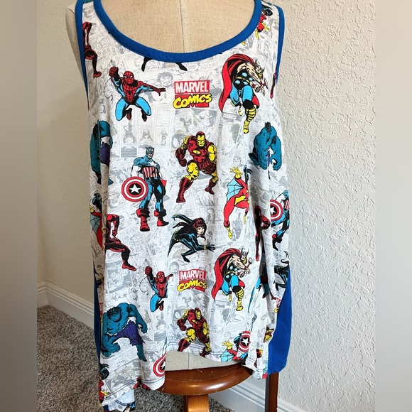 Marvel Disney Comic Book Style Super Hero Ladies Racer Back Tank Top Size XL - Picture 1 of 8